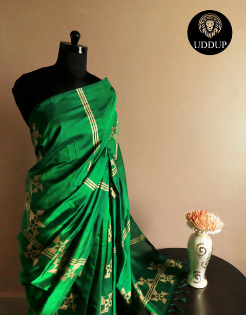 Pure Handloom Parrot Green Silk Cotton Saree