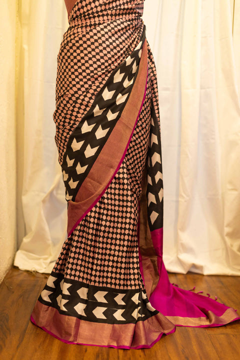 Blush Noir Pink and Black Printed Kanchipuram Silk Saree