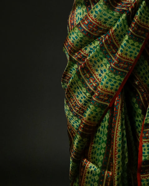 Premium Green Organza Saree with Traditional Pattern and Red Border Stylish Ethnic Wear