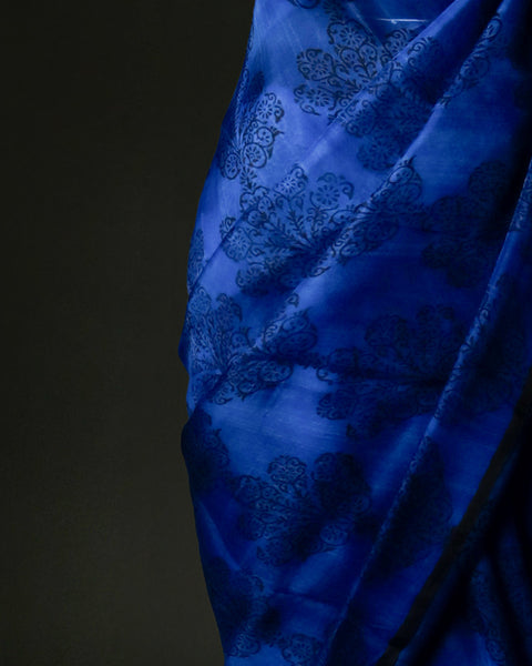 Royal Blue Printed Organza Silk Saree with Floral Motifs – Uddup Silk