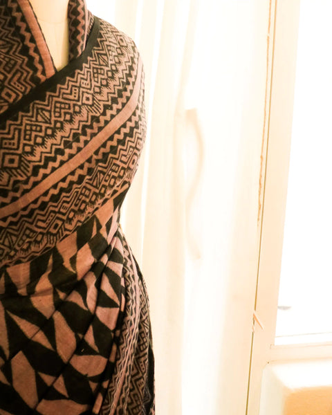 Pure Handloom Black with Light Purple Linen Saree
