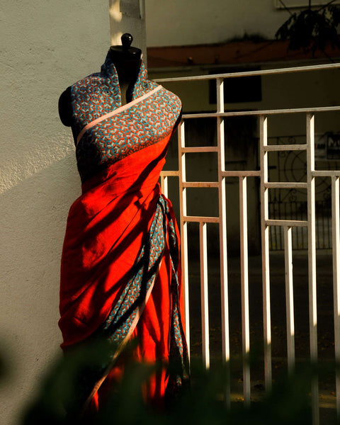 Pure Handloom Tomato Pink Linen  Saree