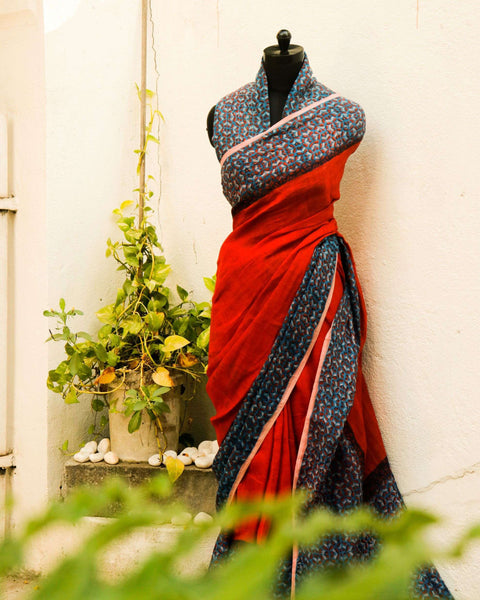 Pure Handloom Tomato Pink Linen  Saree