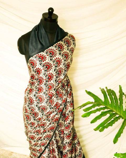 Pure Handloom Sandal with Green Gaji Silk Saree