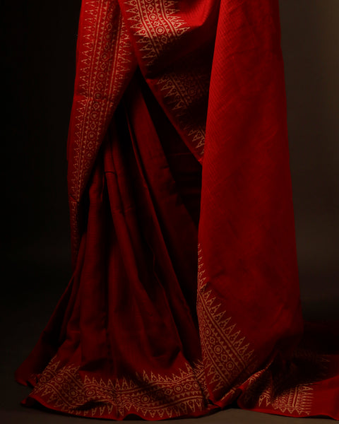 Red with Off-White Border Printed Kota Cotton Saree, Bottom close up