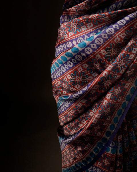 Pastel Palette Light Grey Multicolor Printed Pure Organza Silk Saree