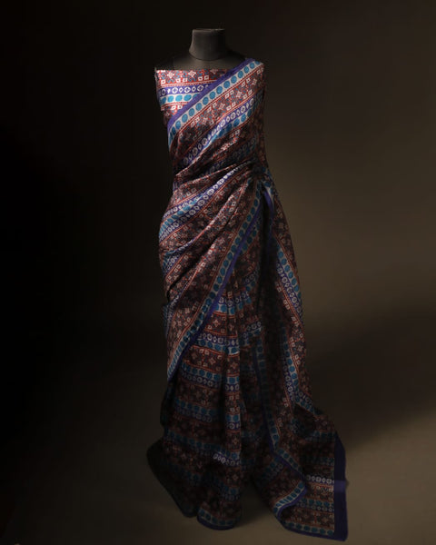 Pastel Palette Light Grey Multicolor Printed Pure Organza Silk Saree