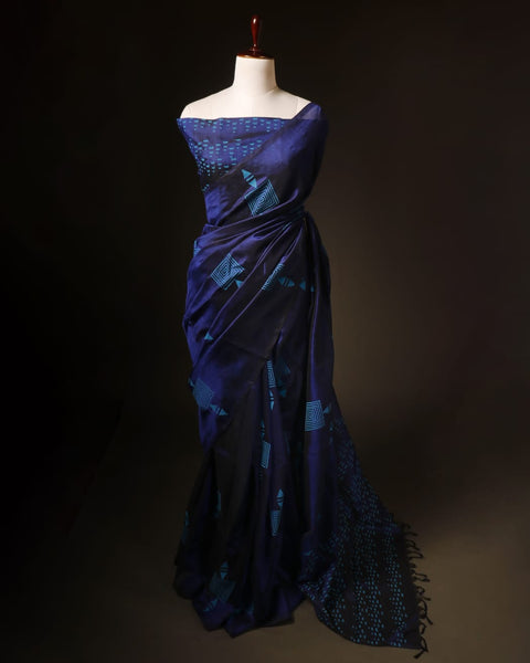 Midnight Elegance Ink Blue Handloom Silk Cotton Saree