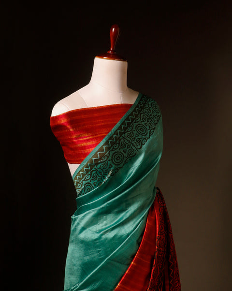Verdant Harmony Green and Maroon Printed Pure Raw Silk Saree