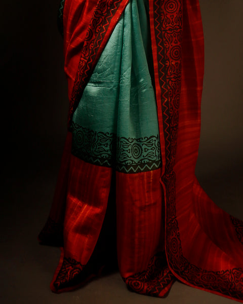 Verdant Harmony Green and Maroon Printed Pure Raw Silk Saree