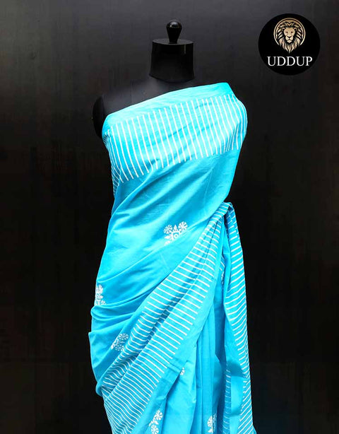 Blue Geometric Pattern Mul Cotton Saree & Best Mul Saree Deals